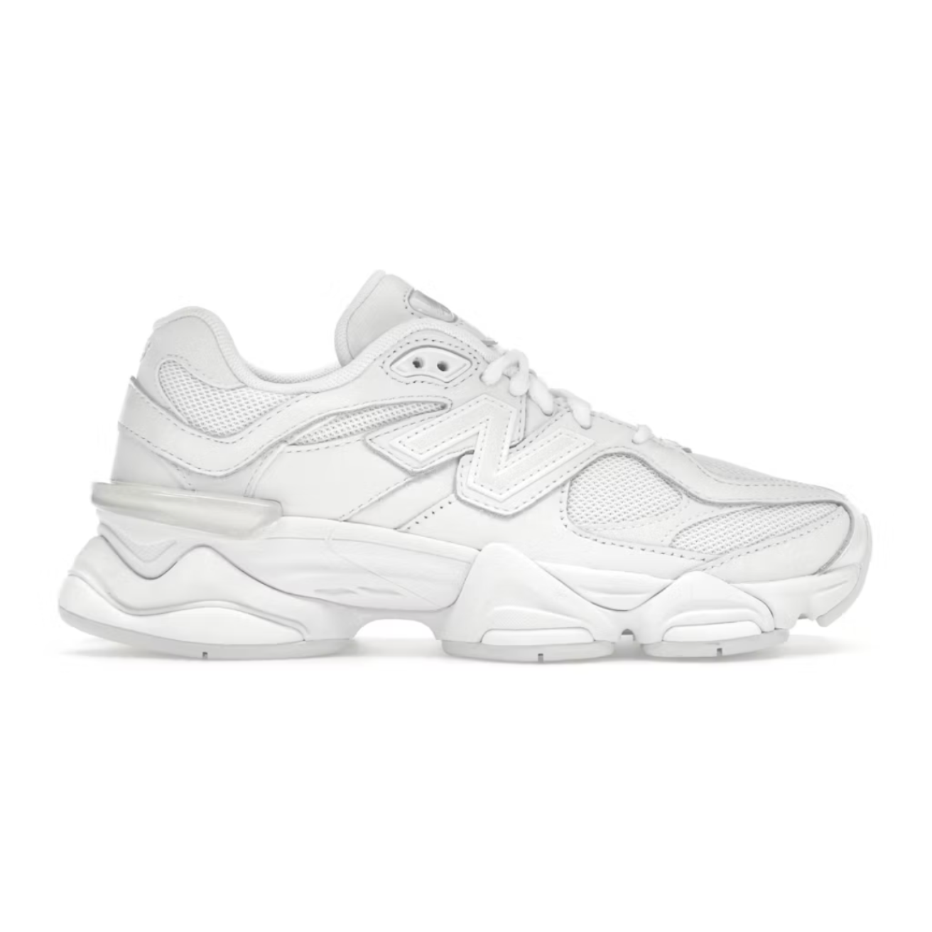 9060 TIRPLE WHITE